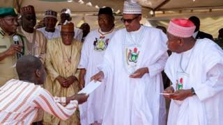 Shugaba Buhari ya nuna takaicin yadda akasarin fursunonin matasa ne