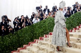 Singer Rihanna arrives at the Metropolitan Museum of Art Costume Institute Gala