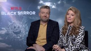 Чарлі Брукер і Аннабель Джонс розповіли, що думають про сучасні технології