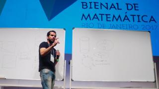 Artur Avila na Bienal de Matemária de 2017, no Rio de Janeiro