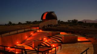 Observatorio Cruz del Sur, cerro El Peralito, Chile