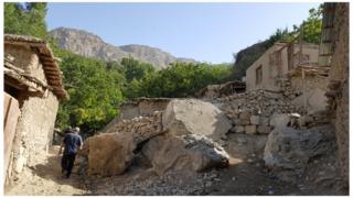 The dwellings of Dehibolo have been built into and around the rocks and boulders