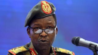 Le général Shamseddine Kabbashi, porte-parole du CMT, dit déplorer le "silence manifeste" des contestataires civils sur la possibilité pour le Soudan d'instaurer la loi islamique.