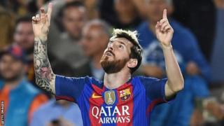 Lionel Messi wa Barcelona baada ya kufunga bao lake la 500 siku ya Jumapili