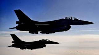 f16lar