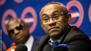Rais wa shirikisho la soka Afrika Ahmed amekataa kulipwa mshahara