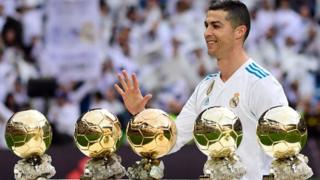 Cristiano Ronaldo, tout en or.