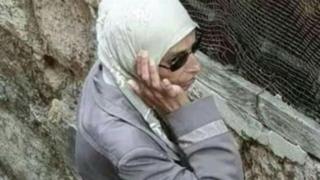 كيف تحولت صورة موظفة سورية إلى رجل يخطف أطفال مدارس؟