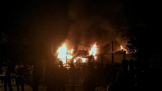 Rutan Kelas II B Siak Sri Indrapura terbakar setelah terjadi kerusuhan di dalam rutan.