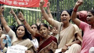 बिहार के लाखों शिक्षक नीतीश सरकार से क्यों हुए नाराज