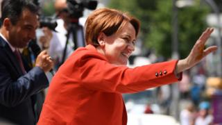 Akşener
