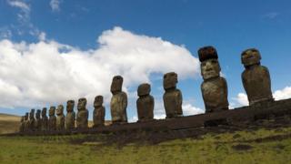 Paskalya Adası heykelleri