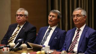 İYİ Parti kurucu üyelerinden Yusuf Halaçoğlu, Özcan Yeniçeri ve Nevzat Bor