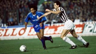 Hugo Sanchez of Real Madrid and Sergio Brio of Juventus in 1986