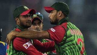 সাকিব, মাশরাফী, ক্রিকেট