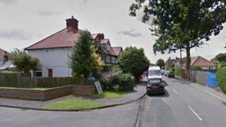 Loop Road, Woking