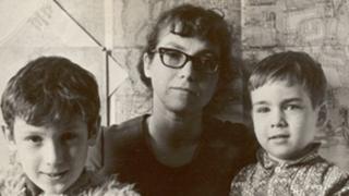 Наталья Горбаневская с сыновьями в 1973 году