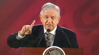 AMLO.