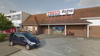 Tesco Extra Fleetsbridge