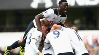 Victor Wanyama of Tottenham Hotspur celebrates