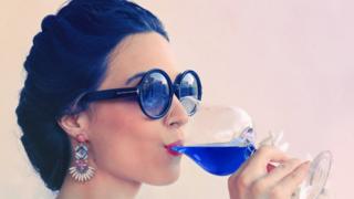 Vino azul