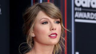Taylor Swift, cantante estadounidense