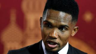 Samuel Eto'o avuga ko abakinyi b'umupira w'amaguru bo muri Afrika bakomeye co kimwe n'abanye Bresile bamwe bamwe