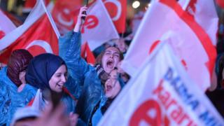 evet kutlamaları