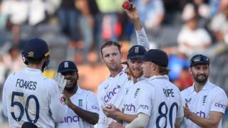 Tom Hartley celebrates a wicket
