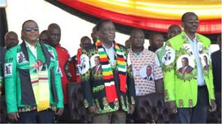 Shugaba Mnangagwa a lokacin gangamin yakin neman zabe a Zimbabwe