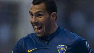 Carlos Tevez ya koma Borca Juniors bayan shekara tara, a 2005