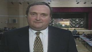 Gohebydd BBC Cymru John Meredith