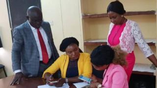 Awọn oṣiṣẹ ajọ INEC nipinlẹ Ọyọ