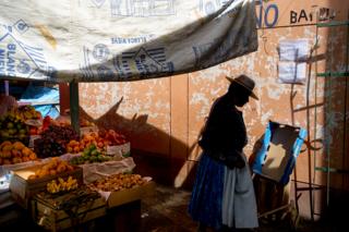 Puno, Lake Titicaca - by Robert Holmes (USA)