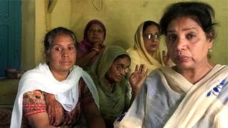 मंजित कौर आणि कुटुंबीय