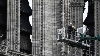 Arbeiten auf der Kathedrale Notre-Dame in Paris, Frankreich, 08. Juni 2020