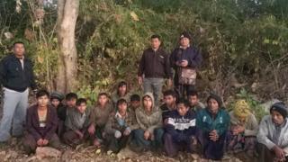 မင်းတုန်းမြို့နယ် အလယ်ချောင်းကျေးရွာအနီးမှာရှိတဲ့ ကားလမ်းမဘေးလျှိုထဲမှာ ဖမ်းမိခဲ့