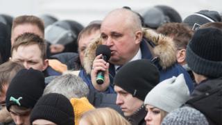 Цивилёв в толпе