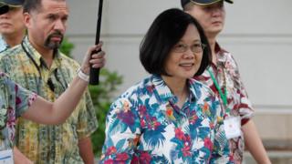 蔡英文過境美國夏威夷,參觀珍珠港,行程開放媒體跟訪。