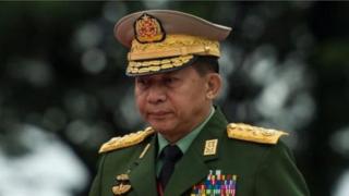 မြန်မာ့တပ်မတော် စစ်ဦးစီးချုပ် ဗိုလ်ချုပ်မှူးကြီး မင်းအောင်လှိုင်