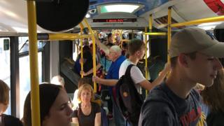 Putnici u autobusu