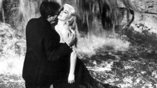 Cena de A Doce Vida Anita com Anita Ekberg e Marcello Mastroiani