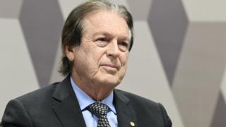 'Eu não tinha nenhum indicativo de que Bolsonaro quisesse se afastar do partido', diz Bivar, presidente do PSL 'Eu não tinha nenhum indicativo de que Bolsonaro quisesse se afastar do partido', diz Bivar, presidente do PSL