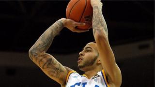 Honeycutt wuxuu cayaarihiisa ka bilaabay jaamacadda UCLA