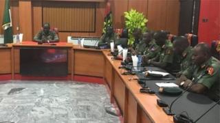 Buratai ya ce 'yan Najeriya su daina yarda da wannan jita-jitar