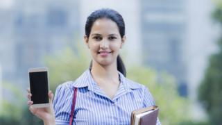பத்தாயிரம் கோடி ரூபாய் செலுத்தியது ஏர்டெல், வோடஃபோன் நிலை என்ன ஆகும்?