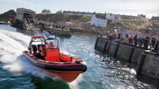 Lifeboat launch