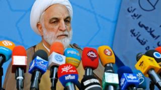 غلامحسین محسنی اژهای، سخنگوی قوه قضائیه خروج ماموران امنیتی از منزل مهدی کروبی را تکذیب کرده است