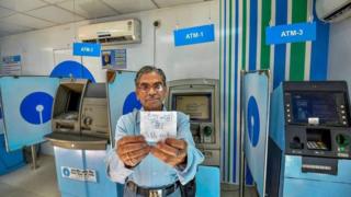 இந்தியாவில் மீண்டும் ரூபாய் நோட்டுத் தட்டுப்பாடு