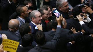 Eduardo CUnha deixa Câmara após cassação